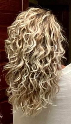 Long Blonde Curly Hair With Layers, Medium Layered Curly Hair, Loose Curl Perm Medium Length, Layered Permed Hair, Large Curl Perm, Hair Styles For Women Over 40, Highlights On Medium Brown Hair, Perms For Medium Length Hair, Permed Hairstyles Medium