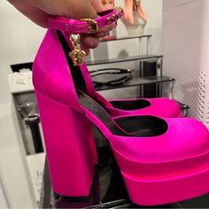 Only Worn Once Still Brand New ! Luxury Pink Block Heel Shoes, Luxury Pink Block Heel Heels, Luxury Pink Platform Heels, Medusa Aevitas Platform, Pink Medusa, Versace Heels, Versace Pink, Rhinestone High Heels, Shoes Heels Classy