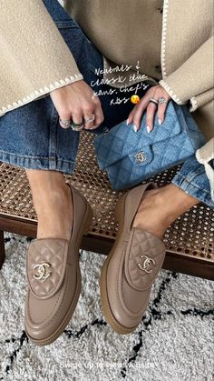 Luxury Wishlist, Flat Shoes Outfit, Chanel Loafers, Kendall Style, Winter Chic, Style Edit, Fancy Shoes, Denim Bag, Material Girls