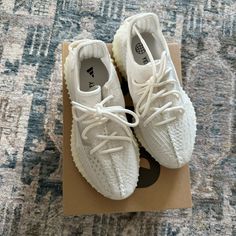 Nwt Yeezy Boost 350 V2 Men Size 7 (Fits Women Size 8) For More Accurate Size Refer To Sizing Chart Yeezy Boost 350 V2 Ash Pearl, Women Yeezy, White Yeezys, Yeezy Sply 350, Yeezy White, Yezzy Shoes Women, Sply 350, Yeezy Sneakers, 350 V2