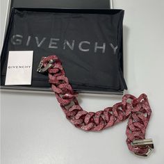 Givenchy Pink Medium Shading G Chain Necklace $1,750. New In Box. Item Info Chain Link Polished And Brushed Brass Necklace In Pink. Logo-Engraved Pendant With Spring Fastening. Tab-Slot Fastening. Supplier Color: Light Pink Metal. Made In Italy. 212278m145001 Luxury Pink Jewelry With Chain, Luxury Pink Chain Necklace, Designer Jewelry With Silver Chain For Gift, Luxury Chain Jewelry For Parties, Luxury Silver Chain Jewelry For Evening, Luxury Chain Link Bracelets For Parties, Luxury Chain Link Party Bracelets, Designer White Gold Party Jewelry, Designer White Gold Jewelry For Party