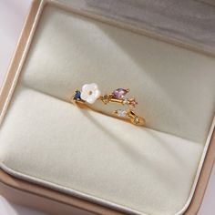 Crystal White Blossom Rings Gold Spring Rose Gold Flower Ring, Flower Shaped Birthstone Ring, Delicate Flower Ring For Spring, Flower-shaped Wedding Rings For Spring, Spring Flower Jewelry For Anniversary, Spring Flower Promise Ring, Spring Flower-shaped Promise Ring, Spring Flower Shaped Promise Ring, Delicate Flower Shaped Ring For Spring