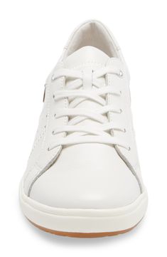 Modern Leather Sneakers With Perforations, White Leather Low-top Walking Shoes, White Low-top Walking Shoes With Perforations, Modern Lace-up Walking Shoes With Perforated Toe Box, Leather Low-top Sneakers With Perforations, Modern Sneakers With Vented Sides And Synthetic Material, White Lace-up Walking Shoes With Perforated Toe Box, Modern Slip-on Sneakers With Perforations, White Perforated Lace-up Walking Shoes