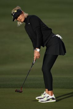 Ladies Golf Outfits Winter, Spring Golf Outfits Women, Womens Golf Outfit Cold Weather, Golf Outfits Women Winter, Women’s Golf, Womens Golf Attire, Golfing Outfits