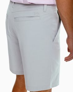 The quick-dry fabric of the T3 Gulf Short effortlessly transitions from a day on the water to the golf course, while the 4-way stretch offers maximum flexibility for anything the day may bring. Style: 4744 9-inch inseam Model is 6'2 wearing a size 32 52% Cotton / 39% Polyester / 9% Stretch Moisture-wicking & quick dry UPF 50+ Sun Protection 4-way stretch fabric with rigid waistband and zip fly Rigid waistband maintains its shape throughout the day Side and rear pockets with mesh lining Scorecard Golf Bottoms With Go-dry 4-way Stretch, White Moisture-wicking Golf Bottoms, Preppy Boys Outfits, Preppy Boys, Preppy Dresses, Sophisticated Dress, Comfy Sweaters, Cute Swimsuits, 4 Way Stretch Fabric