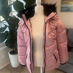 Nwt Puffer Jacket. Detachable Faux Fur. Really Cool Gold Rose Color Size 16/18 Pink Quilted Outerwear For Cold Weather, Pink Quilted Puffer Jacket For Cold Weather, Pink Winter Puffer Jacket With Zipper Closure, Pink Winter Puffer Jacket With Zipper, Jean Jacket Patches, Red Puffer Jacket, Girls Puffer Jacket, Winter Puffer Coat, Red Puffer