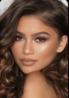 Gala Make Up, Zendaya Makeup, Wedding Guest Makeup, Ideas De Maquillaje Natural, Light Makeup Looks