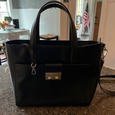 Great Perfect Condition Black Double Handle Shoulder Bag For Workwear, Black Double Handle Shoulder Bag For Work, Black Double Handle Bag For Workwear, Black Double Handle Bag For Work, Black Tote Bag For Work, Black Bags With Removable Pouch, Black Satchel With Top Carry Handle For Shopping, Black Satchel With Top Carry Handle For Work, Black Satchel With Removable Pouch For Work