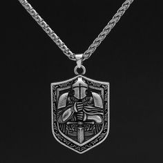 Mens Crusader Templar Knight Pendant Necklace Christian Catholic Jewelry 24" | eBay Handmade Metal Dog Tag Necklace, Templar Jewelry, Templar Knight, Star Wars Jewelry, Punk Necklace, Necklace Christian, Bike Pic, Artisan Necklace, New Necklace