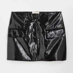 Vegan Leather Skirt Size 10. Nwt. More Of A Midwaist. Vegan Leather Skirt, Burgundy Skirt, Velvet Mini Skirt, Hm Skirt, Jean Mini Skirts, H&m Shorts, Pencil Skirt Black, Plaid Mini Skirt, H&m Women