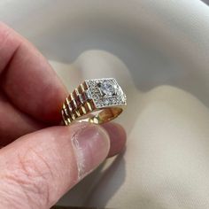 Genuine 9CT Yellow Gold Mens Ring -  Men's Stunning CZ Set Pinky Ring Q-Z Sizes - Gift Boxed Material: 9CT Yellow Gold Weight: 6.10 - 6.60 Grams Available Sizes: Q-Z All of our jewellery is professionally inspected, All items sold are Genuine Please do not hesitate to contact me if you require any further information or have any problems Any issues I will ensure that they are resolved with 100% customer satisfaction Note: Customized Jewellery is available if you need any jewellery design in any Gold Mens Ring, Mens Ring Designs, Yellow Gold Mens Rings, Gold Pinky Ring, Mens Pinky Ring, Mens Rings Fashion, Sterling Silver Wedding Rings, Wedding Rings Rose Gold, Luxury Rings