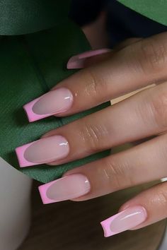 Pink French tip nails that give a light and bubbly twist to the classic French manicure. Plain Pink French Tips, Light Pink French Tip Square, Square Nails Pink French Tip, French Nails Light Pink, Coffin Pink French Tip Nails, Nail Designs Summer Square, Pink French Tip Coffin Nails, Light Pink Tip Nails, Pale Pink French Tip Nails