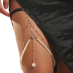 Sexy Gold Boho Thigh High Leg Chain W/ Pearls Designed With Adjustable Size, Come With Elastic Band That Fit Well On Your Thighs Made Of High Quality Of Alloy And Crystal, Not Easy To Break Or Fade And Is Lightweight Nwt Thigh Jewelry, Thigh Chain, Leg Chain, Teal Earrings, Body Chains, Chic Type, Cream And Gold, Pearl Size, Pearl Pendant