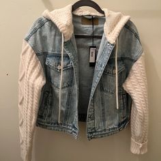 So Cute And Stylish! Runs Big Beige Denim Casual Outerwear, Casual Beige Denim Outerwear, Casual Beige Denim Jacket For Fall, Trendy Cream Cotton Outerwear, Trendy Cream Outerwear For Streetwear, Beige Long Sleeve Denim Jacket Casual, Beige Denim Jacket With Pockets, Winter White Cotton Denim Jacket, White Denim Outerwear For Fall