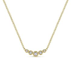 This dainty gold necklace features a quintet of round cut diamonds arranged by size in a gentle arc. Mens Diamond Necklace, Bar Fashion, Push Gifts, Diamonds Direct, Diamond Bar Necklace, Dainty Diamond Necklace, Diamond Necklace Set, Yellow Gold Necklace, Dainty Gold Necklace