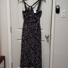 Jessica Simpson Black With Flower Details Maternity Dress Size Medium New With Tags From Smoke Free Home Floral Print Sundress Maxi Dress For Night Out, Floral Sundress Maxi For Night Out, Floral Print Sundress For Night Out, Fitted Black Floral Maxi Dress, Black Floral Print Maxi Dress For Brunch, Casual Black Sleeveless Floral Dress, Chic Black Sleeveless Floral Dress, Black Floral Print Midi Dress For Date Night, Black Floral Maxi Dress For Garden Party