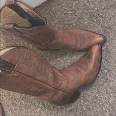 Much Loved Pair Ive Had For Years & Still In Good Condition Pointed Toe Few Scratches On Right Side Offers Taken Shoes Western, Justin Cowboy Boots, Black Leather Cowboy Boots, Black Cowboy Boots, Western Style Boots, Kate Spade Crossbody Purse, Roper Boots, Leather Western Boots, Pink Boots