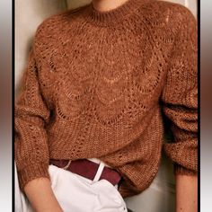 Gorgeous Sweater. Like New. Selling Because The Neckline Is A Bit Tight For Me. Pijamas Women, Mia 3, Mode Casual, Christmas 2019, Looks Chic, 가을 패션, Cute Sweaters, Knitting Inspiration, White Pants