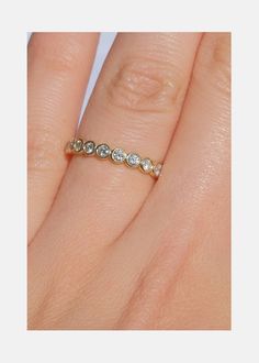 Éternal Echo Band – KATKIM Elegant Wear, Jewelry Inspo, How To Make Notes, What Is Life About, Gold Platinum, Minimalist Jewelry, Love A, The Beauty, Platinum