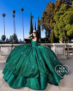 Emerald Green Xv Dresses, Emerald Quinceanera Dress, Teal Quinceanera Dresses, Dream Quinceanera, Quinceanera Dresses Green