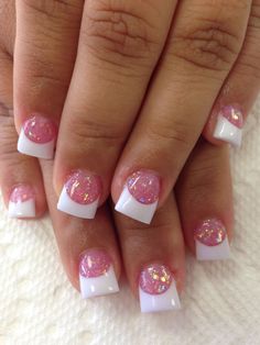 Love the pink glitter with white tips Pink nail art designs, White Summer Acrylic Nails Glitter, Short Nails Acrylic French Tips, Sumner Nails, Snow Nails, Solar Nails, Pink Nail Art Designs, White Tip Nails, Cute Pink Nails, Nail Tip Designs