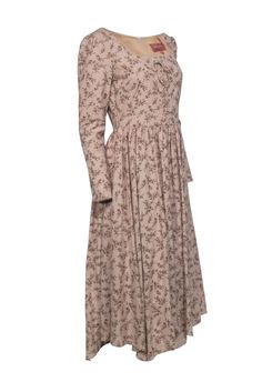 Step into fall in style with this 100% cotton maxi dress from Jessakae! Featuring floral prints, a square neckline, and a lace-up front detail, this dress is the perfect transitional piece for your wardrobe. Pair with ankle boots and a denim jacket for a look that's perfect for everything from a day at the pumpkin patch to a dinner date with friends. Size S 100% cotton Lining 100% cotton Bust 34” Waist 29” Sleeve length 24” Length shoulder to hem 51” Floral Print Square Neck Maxi Dress For Daywear, Fall Maxi Dress With Fitted Bodice, Modest Cotton Maxi Dress For Fall, Floral Print Empire Waist Maxi Dress For Daywear, Floral Print Maxi Dress With Empire Waist For Daywear, Fall Floral Print Maxi Dress For Daywear, Floral Print Maxi Dress For Fall Daywear, Fitted Empire Waist Maxi Dress For Fall, Fitted Modest Cotton Maxi Dress