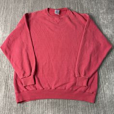 Vintage 90s Russell Athletic Basic Blank Sportswear Athletic Made in USA Streetwear Red Pullover Crewneck Large Tall Mens Condition: Fair Used Condition = Has stain on the back of the sweatshirt due to wear and age. Measurements: Please see photos above for all measurements IF YOU BUY TWO OR MORE ITEMS USE THE CODE BUNDLE @ CHECK TO SAVE 20% WE SHIP WITHIN 24 HOURS AFTER PURCHASE! Please be aware that we do not offer free returns!! The Buyer is responsible for the cost of the return label.  Foll Red Sporty Sweats For Winter, Casual Red Sports Sweats, Red Casual Sports Sweats, Casual Red Sweats For Sports, Red Athleisure Sweats For Streetwear, Sporty University Red Crew Neck Sweatshirt, Sportswear Solid Color Crew Neck Sweater, Crew Neck Sportswear Sweater, Solid Color Crew Neck Sportswear Sweater