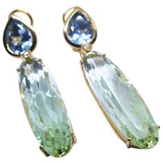 Aquamarine Green Beryl Chandelier Earrings | From a unique collection of vintage chandelier earrings at https://www.1stdibs.com/jewelry/earrings/chandelier-earrings/ Beryl Jewelry, Rose Gold Chandelier, Rose Gold Chandelier Earrings, Diamond Chandelier Earrings, White Diamond Earrings, Gold Chandelier Earrings, Contemporary Jewelry Design, Earrings Chandelier, Gold Chandelier