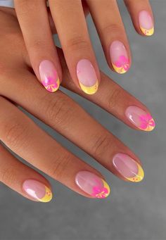 Orange And Pink Nail Designs Summer, Tropical Orange Nails, Nail Ideas Tropical, Summer Nails Colourful, Majorca Nails, Colourful Nails For Summer, Vacation Nails French Tips, Nude Base Nail Designs, Hawaii Nail Ideas