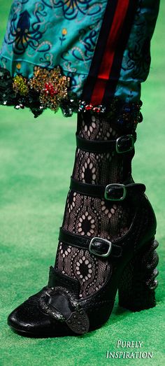 Gucci Spring 2017, Gucci Spring, Dr Shoes, Easy Fashion, Detail Photos, Menswear Fashion Show, Looks Street Style, Menswear Fashion, Fashion Weeks