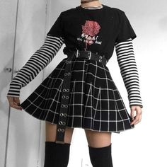 E Girl Clothes, Goth Skirt, Rok Mini, Alt Clothes, Tokyo Street Fashion, Rave Wear