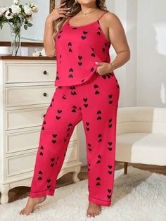 Casual Sleeveless Sleepwear Sets, Spring Sleeveless Sleep Sets, Sleeveless Sleep Sets For Spring, Casual Heart Print Summer Sleepwear, Casual Heart Print Sleepwear For Summer, Sleeveless Summer Lounging Sets, Casual Sleeveless Lounging Sets, Casual Sleeveless Sleepover Sets, Sleeveless Sets For Sleepover In Summer