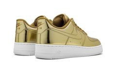 Nike W Air Force 1 SP "Metallic Gold" - CQ6566 700 - 2020 Womens Air Force 1, Metallic Gold Shoes, Nike Gold, Liquid Metal, Stadium Goods, Gold Shoes, Air Force 1 Low, Tie Shoes, Gold Leather