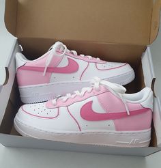 Stand out with the pink Nike Air Force 1s! Each pair is made to order. Make sure you are sure of your size before ordering. The sneakers are made especially for you and it is therefore not possible to cancel, exchange or return the order. All our sneakers are hand painted and a lot of love goes into every pair. Therefore, be careful when carrying. We use professional leather products, which are permanent and water resistant. To protect the sneakers against scratches and bumps, we use a matte top Pink High-top Custom Sneakers For Streetwear, Pink Custom Sneakers With Gum Sole For Streetwear, Pink Gum Sole Sneakers For Streetwear, Sporty Pink Nike Air Force 1 For Streetwear, Trendy Pink High-top Custom Sneakers, Casual Pink Nike Air Force 1 With Gum Sole, Casual Pink Nike Air Force 1 For Streetwear, Pink Nike Air Force 1 For Streetwear, Pink High-top Nike Air Force 1