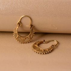 Boho Tribal Hoop Earrings; Ethnic, Mandala minimalist Creoles, huggie curls, gold creoles, women's gift, boho rings, boho earrings Material :- Brass ❥ Add this beautiful one little thing of galactic shine to make you feel unique and to transform your lives. Perfect for any kind of outfit and every occasion. ❥ Customers satisfaction is our biggest priority, please contact us with any questions/queries for future or existing orders, and we will do our best to make sure you are happy with your orde Brass Chandbali Hoop Earrings, Huggie Brass Earrings, Dainty Brass Huggie Earrings, Bohemian Round Brass Hoop Earrings, Brass Filigree Dangle Hoop Earrings, Nickel-free Hoop Earrings For Festivals, Nickel-free Hoop Earrings For Festive Occasions, Festive Nickel-free Hoop Earrings, Gold Hoop Earrings For Festival