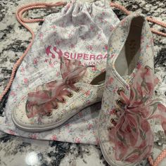 Never Worn, Nib Shoes With Ribbon, Lacing Shoes, Ribbon Shoe Laces, Ribbon Laces, Diy Shoes, Cute Shoes, Womens Shoes Sneakers, Shoe Laces, Shoes Sneakers