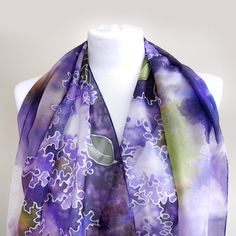 Purple scarf, hand painted by polish artist Luiza Malinowska #minkulul on lightweight pure silk.  Warm purple & lavender colors with sunny green leafs. I call this scarves 'Rain' because of the delicate, watercolor like way of painting.   #minkulul #silk #scarf #silkscarf #purple #lilac #lilacfasion #lilacwedding #spring #flowers #lavender #jedwab #malowane #apaszki Lilac Scarf, Watercolor Scarf, Purple Silk Scarf, Warm Purple, Splash Of Water, Silk Scarfs, Flowers Lavender, Spring Scarf, Polish Artist