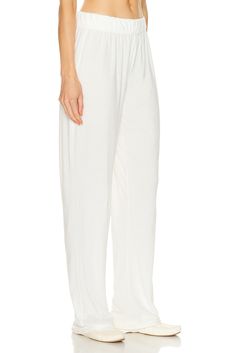 Find ETERNE Lounge Pant In Grey on Editorialist. Eterne Lounge Pant in Grey 50% cotton 50% modal. Made in USA. Machine wash. Jersey fabric. Item not sold as a set. ETEF-WP31. CHLOE054. About the designer: White Wide Leg Harem Pants For Loungewear, White Relaxed Fit Harem Pants With Elastic Waistband, Chic White Ankle-length Harem Pants, Comfortable White Trousers, Relaxed Fit Off White Bottoms For Loungewear, Comfortable White Pants For Spring, White Harem Pants For Loungewear, Comfortable White Spring Pants, White Comfortable Pants For Spring