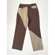 New Bdg Urban Outfitters Patchwork Cowboy Jean Denim Brown/Cream Women's Size 31 Color: Brown/Cream Size: 31 Material: 100% Cotton High Rise Button Fly Stretch Denim 5-Pockets Design Belt Loops Patchwork Design Straight Leg Waist: 16" Across Hips: 21" Across Rise 13.5" Inseam: 29" Leg Opening: 8.5" Across Trendy Denim Jeans With Contrast Color Details, Trendy Denim Jeans With Contrast Color, Color Block Cotton Jeans For Streetwear, Trendy Spring Jeans With Contrast Color, Trendy Beige Cotton Jeans, Contrast Color Cotton Jeans, Casual Color Block Cotton Jeans, Casual Jeans With Contrast Color For Spring, Trendy Beige Jeans For Streetwear