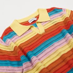 - Knitted Polo- 100% cotton yarn- Unlined- Regular fit- Machine washable Fabric & Care- Delicate Machine Wash at 30 degrees(86℉) with similar colors.- Iron inside out on low temperature.- Store flat.- Do not tumble dry.- Do not bleach. Casual Knitwear, Vintage Knitwear, Knitted Polo, Cardigan Crop Top, Mod Style, Cardigan Crop, Vintage Clothing Men, Crop Top Skirt, Brown Shorts