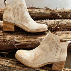 Distressed, uneven top, and beautifully stitched leather tan ankle booties with a 2" heel, perfect for the cooler seasons! Fall Winter Shoes, Western Shoes, White Booties, Tan Booties, Western Outfits Women, Western Booties, Brown Booties, Stitching Leather, Winter Shoes