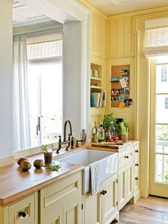 the kitchen is clean and ready for us to use in the day or night time