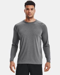 Men's UA Velocity Long Sleeve Shirts For Leggings, Athletic Looks, Sport Bra Top, Training Gear, Under Armour Men, Sport Wear, Wicks, Sports Women, Cool Shirts