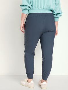 elastic-drawstring waist hip pockets banded cuffs go-dry wicks moisture breathable sits at belly button slim thigh and leg 27" regular inseam 25" petite inseam 30" tall inseam models are approx.  5'9" and wear sizes s (4), l (12), and xl (18) Petite Size, Belly Button, Wicks, Jogger Pants, Drawstring Waist, Old Navy, Pants For Women, High Waisted, Elastic