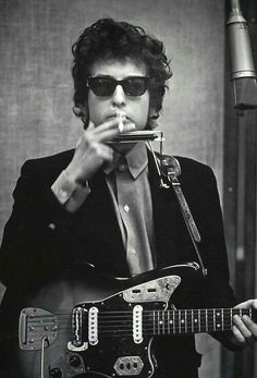 Jerry Schatzberg, Highway 61 Revisited, Ali Michael, Eugene Smith, Best Guitar Players, Folk Rock, Columbia Records, Guitar Tips, Chuck Norris