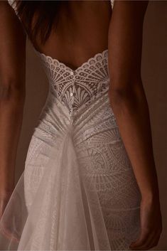 Sienna in Lace | Fit and Flare Gown – Grace Loves Lace US Penina Wedding Dress, Gianina Wedding Dress, Romantic Body Shape Wedding Dress, Princess Fitted Wedding Dress, Dream Wedding Dresses Fitted, Lace Wedding Dress Neck, Wedding Dresses Backless V Neck, Waist Wedding Dress Lace, Wedding Dresses Slim Fitted