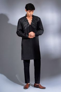 Black full sleeves kurta with leather pintexed pattern and a step on V neckline. Paired with a pant. - Aza Fashions Black Long Sleeve Kurta For Work, Designer Long Sleeve Kurta For Work, Black Kurta For Workwear And Eid, Traditional Black Kurta For Fall, Fitted Kurta For Workwear In Fall, V Neck Kurta, Kurta With Pants, Fashion App, Full Sleeves