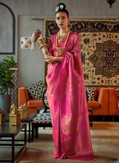 Shop Sangeet Outfit - HATKAY Reception Look Indian, Saree Reception Look, Fancy Saree, Reception Look, Pink Copper, Brocade Blouses, Weaving Designs, Bridal Silk Saree, Art Silk Sarees