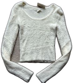 Trendy Cozy White Sweater, Trendy White Cozy Fit Sweater, Trendy White Comfortable Sweater, White Cozy Fit Trendy Sweater, Cozy White Trendy Sweater, Trendy White Cozy Fit Top, Fitted Soft Knit Winter White Top, Casual Cozy Fit Winter White Top, Cozy Winter White Top For Winter