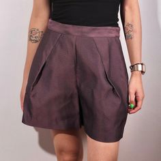 Nwt Zac Posen Plum Purple Shorts From Pre-Fall 2019. Pleated Jacquard Balloon Shorts With Two Side Pockets. Waist Band Measures 13.5” Across, Suggested For Medium/ Pants Size 26. Balloon Shorts, Purple Shorts, Zac Posen, Plum Purple, Pre Fall, Waist Band, Plum, Balloons, Womens Shorts